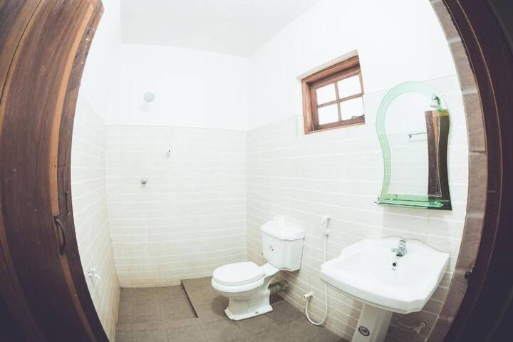 Room 34 of 59
