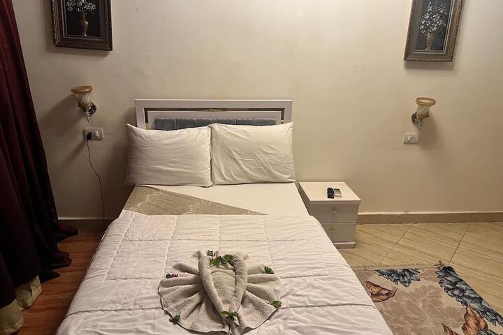 Room 18 of 43