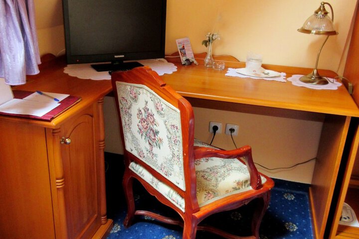 Room 43 of 101