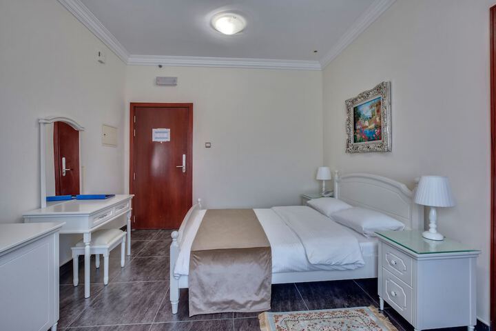 Room 8 of 15
