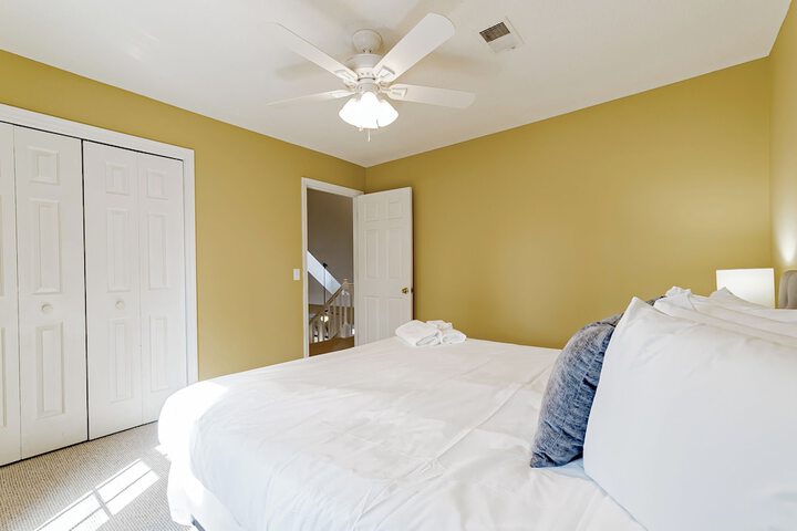 Room 10 of 40