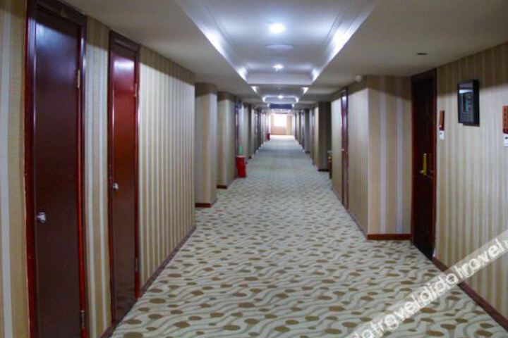 Hotel Interior 11 of 18