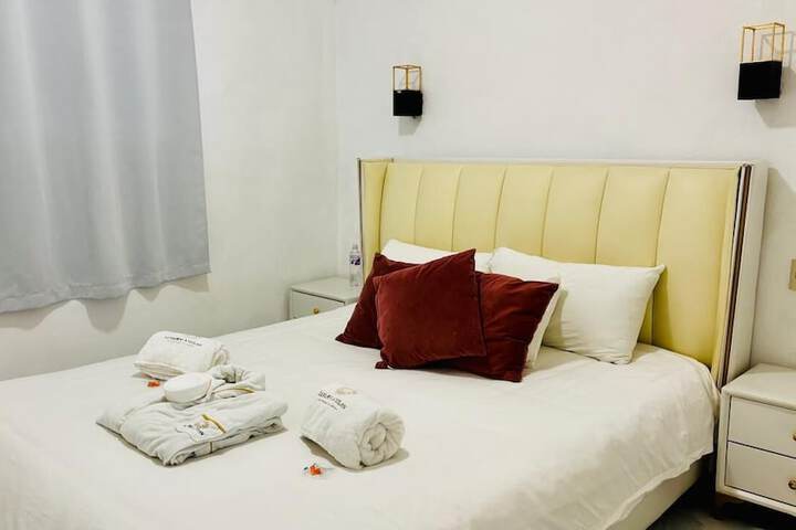 Room 29 of 339