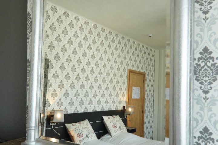 Room 16 of 41