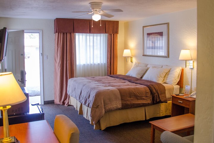 Room 10 of 50