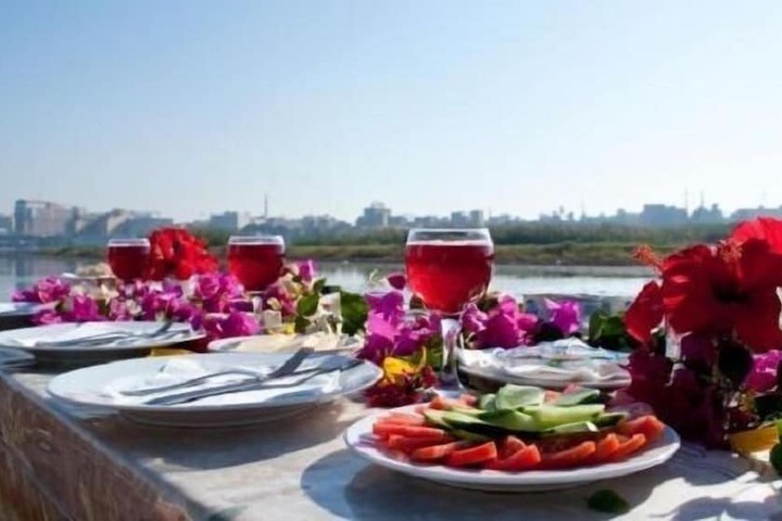 Breakfast area
