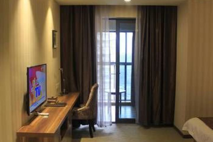 Room 22 of 36