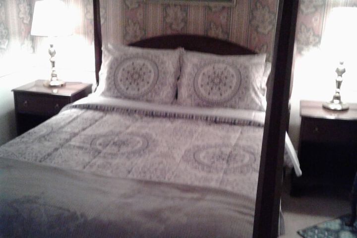 Room 19 of 42