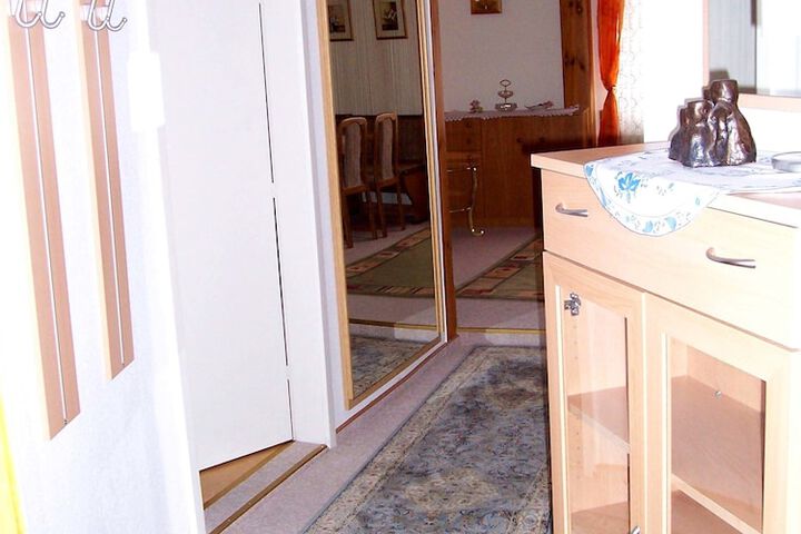 Room 16 of 51