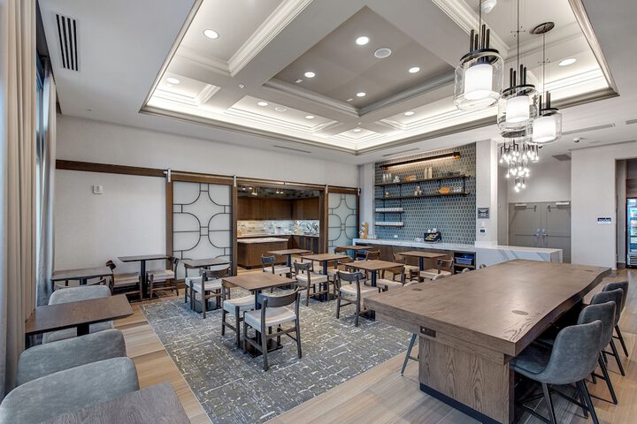 Breakfast/Coffee Service 70 of 83