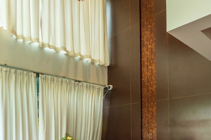 Hotel Interior 4 of 90