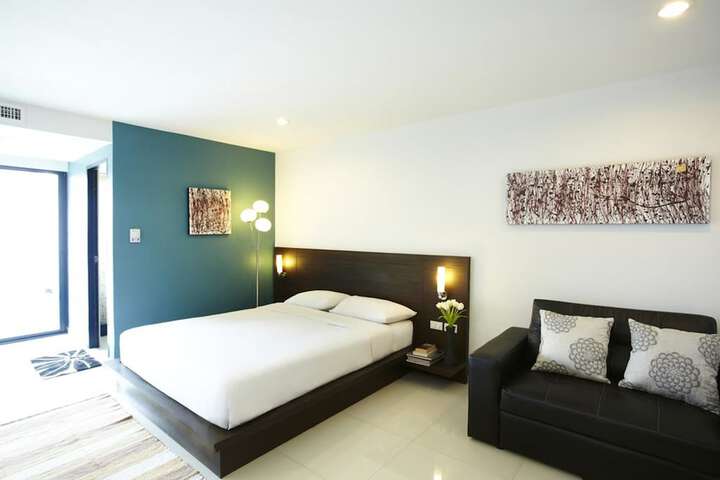 Room 3 of 38