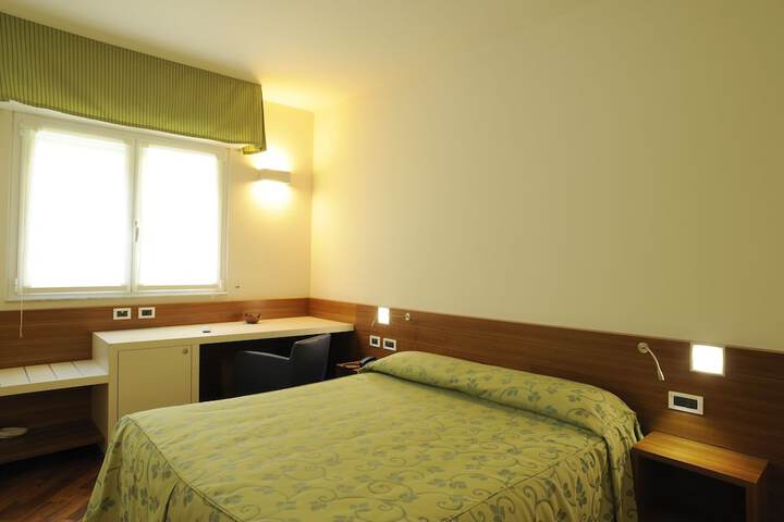 Room 3 of 57