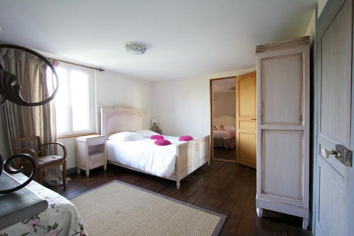 Room 14 of 53