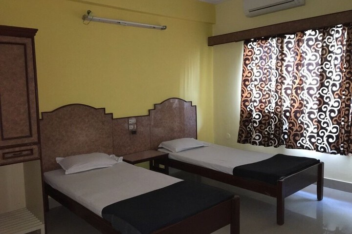 Room 7 of 41