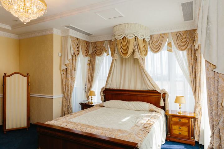Room 47 of 117