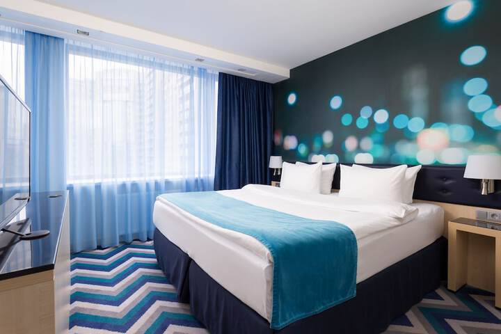 Room 29 of 145
