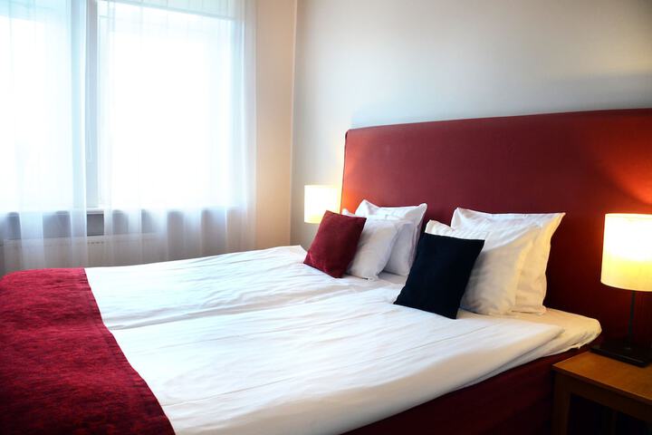 Room 25 of 229