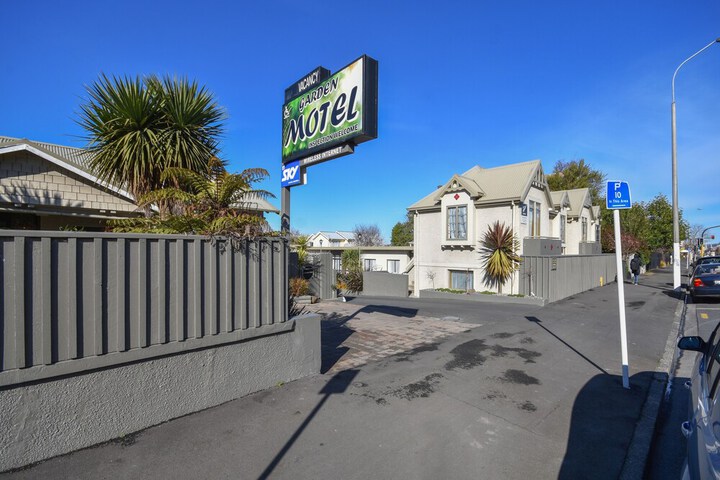 Hotel 66 of 74