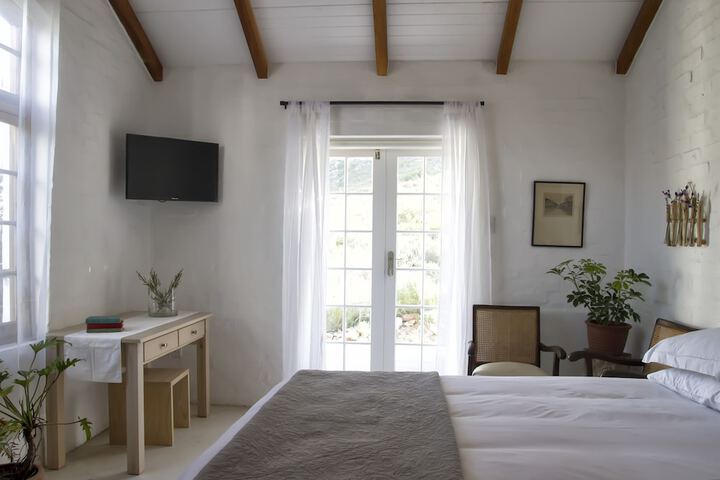 Room 7 of 61