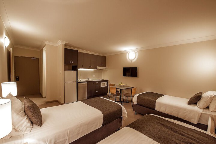 Room 11 of 65