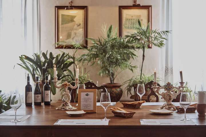 Tasting room