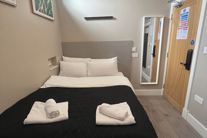 Room 54 of 91