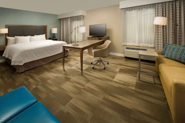 Room 8 of 23
