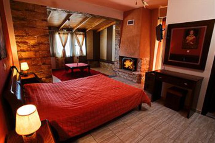 Room 48 of 94