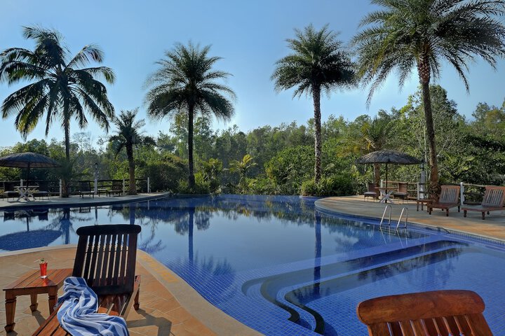 Pool 21 of 41