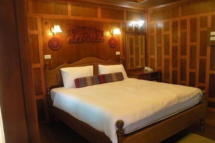 Room 28 of 45