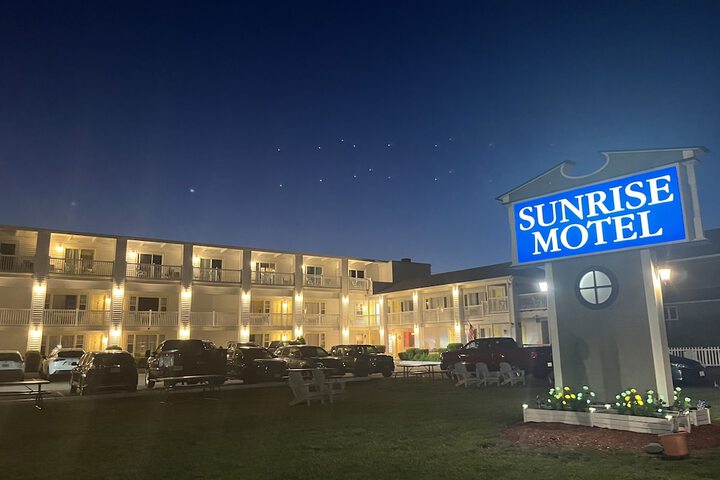 Hotel 37 of 38