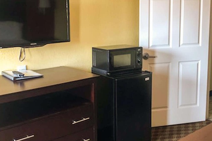 Room 18 of 44
