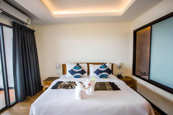 Room 9 of 62