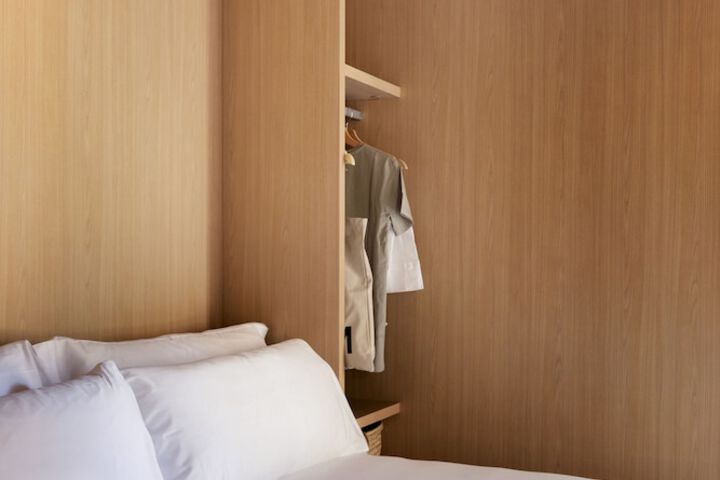 Room 32 of 101