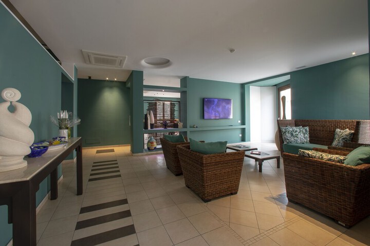 Hotel Interior 3 of 27