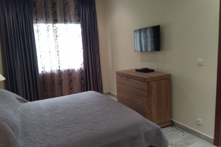 Room 7 of 69