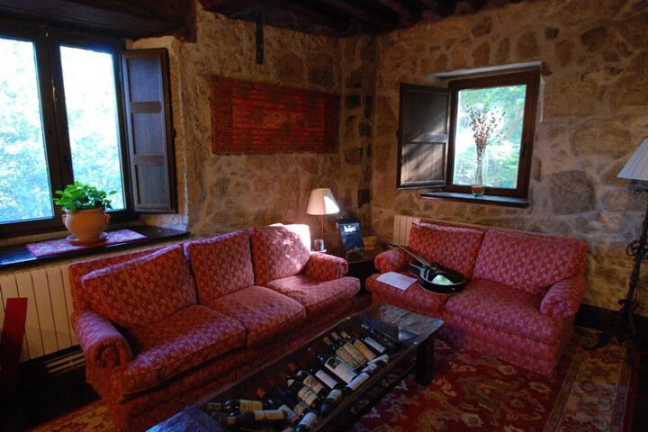 Room 18 of 47