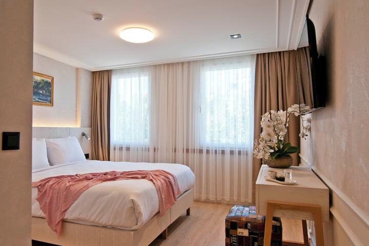 Room 40 of 92