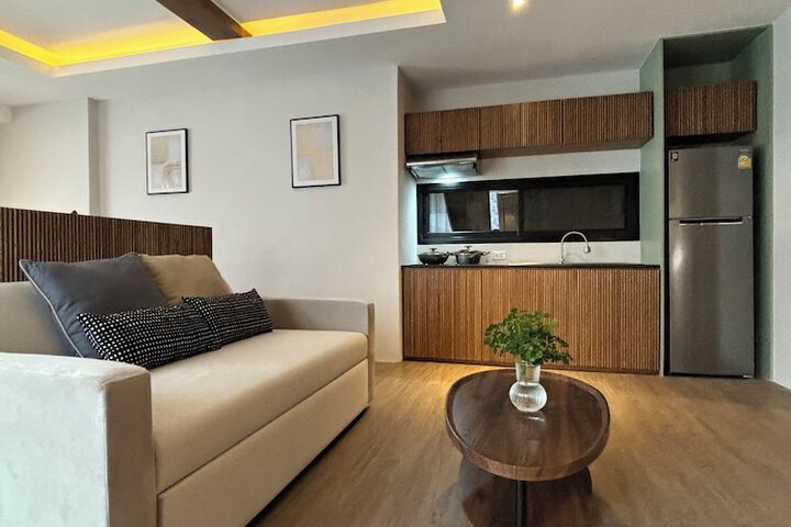 Room 48 of 214