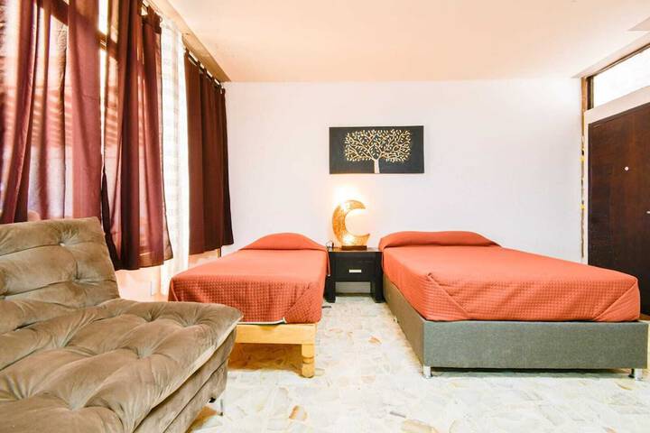 Room 9 of 36