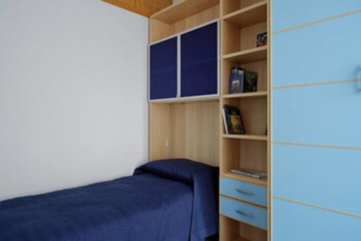 Room 14 of 40