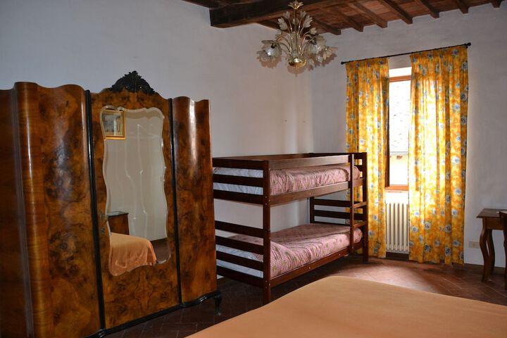 Room 15 of 41