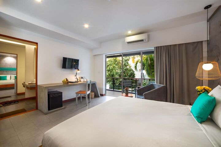 Room 9 of 52