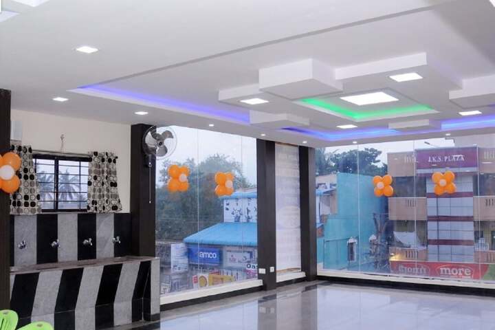 Maxistay Airport Hotel