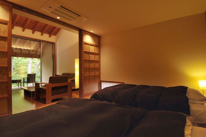 Room 7 of 61