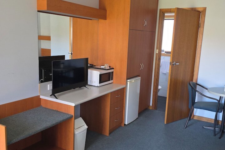 Room 8 of 39