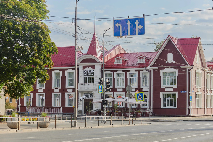 PETRA HOTEL