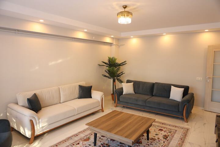 Room 7 of 48