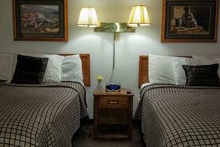 Room 3 of 7